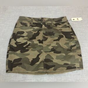 Garage Camo Mini Skirt Size PS